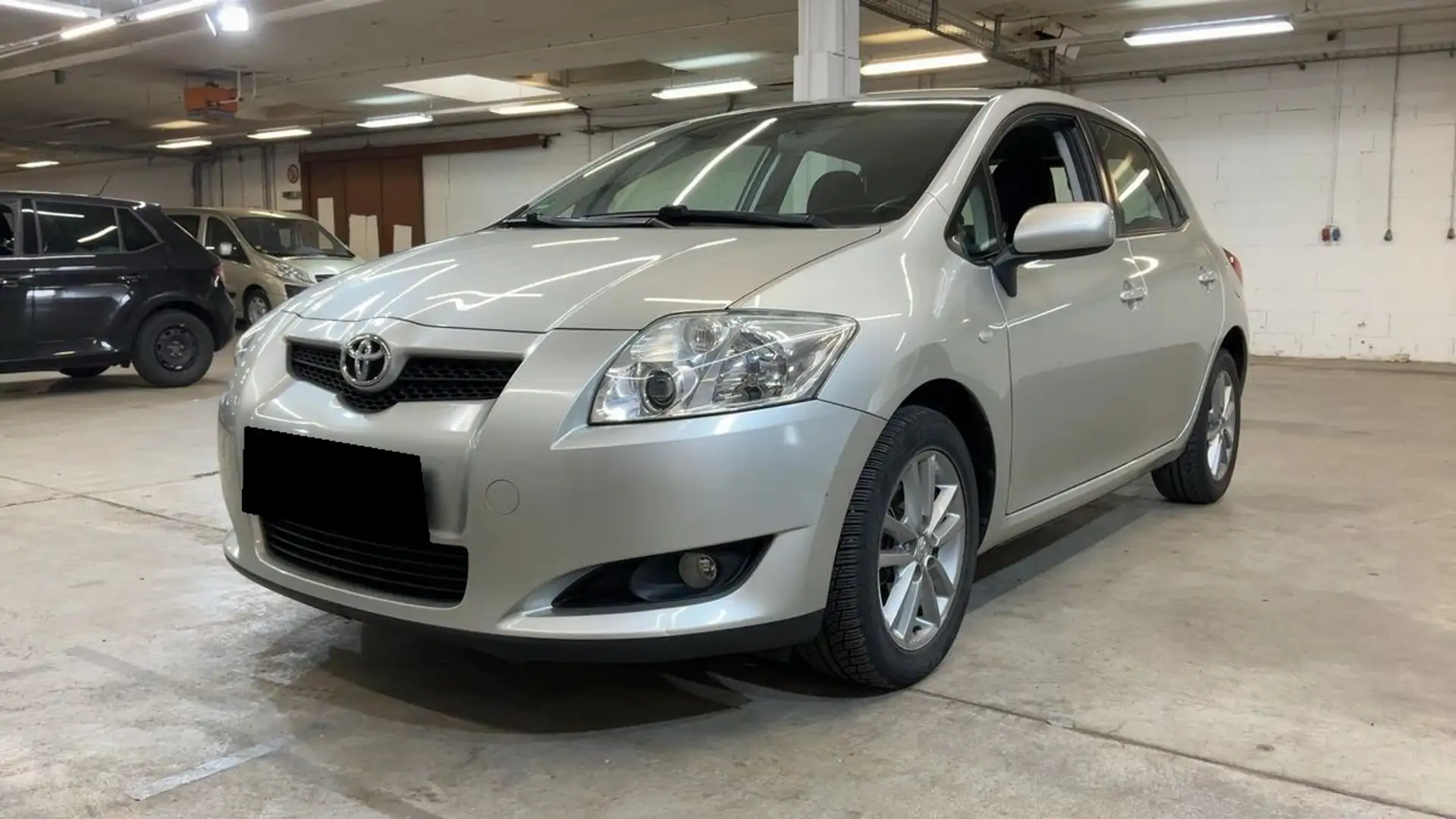 Toyota Auris 124 VVT-I LUNA MMT 5P - 1