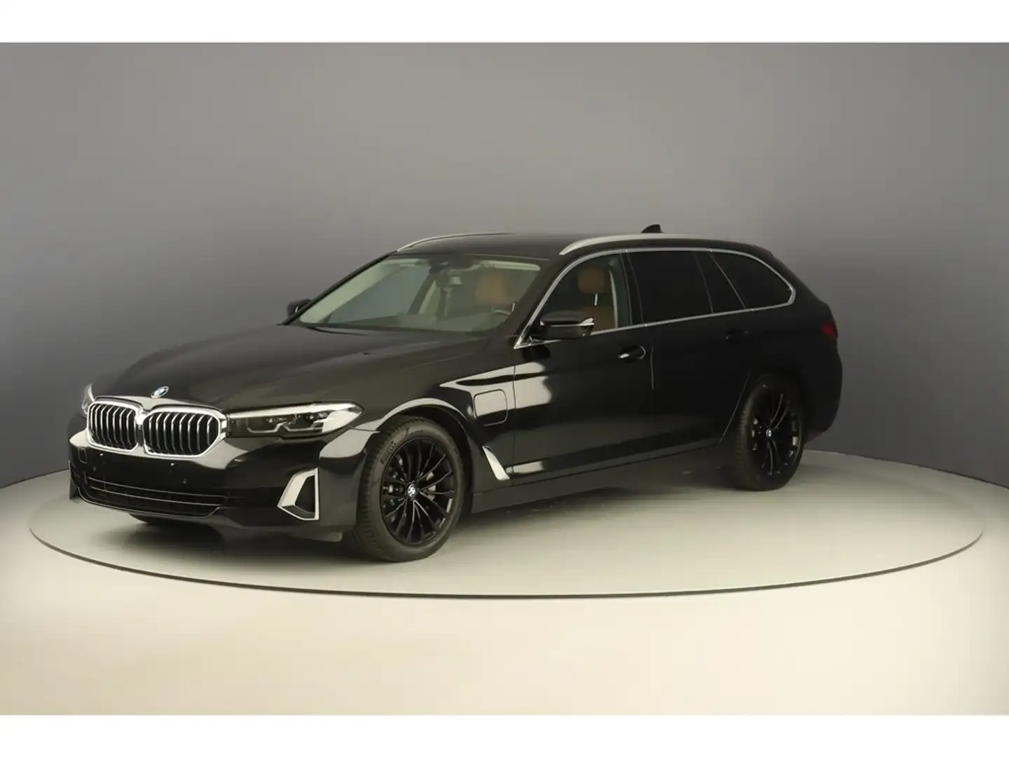 BMW 530 e Touring 292pk Luxury Line Siyah - 1
