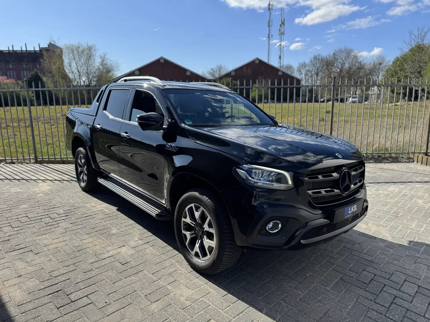 Mercedes-Benz X 350 d 4MATIC Aut. POWER EDITION Negru - 1