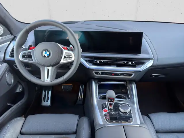 BMW XM view 13