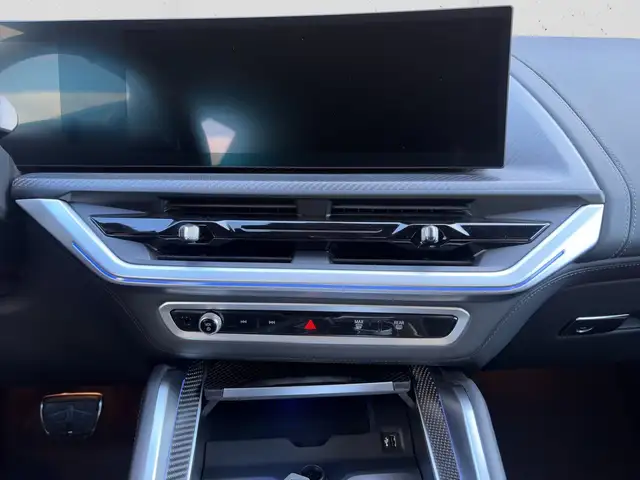 BMW XM view 14
