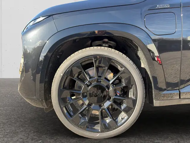 BMW XM view 7