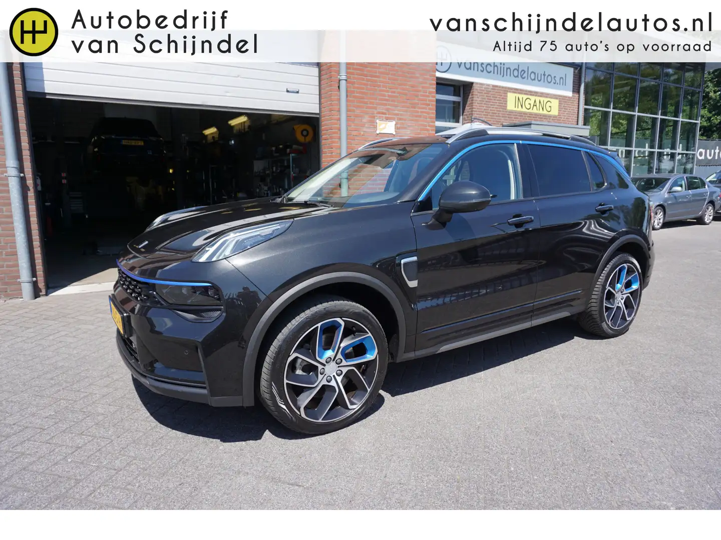 Lynk & Co 01 1.5 261PK! DEC 2022 25x OP VOORRAAD DEALER ONDERHO Negro - 1