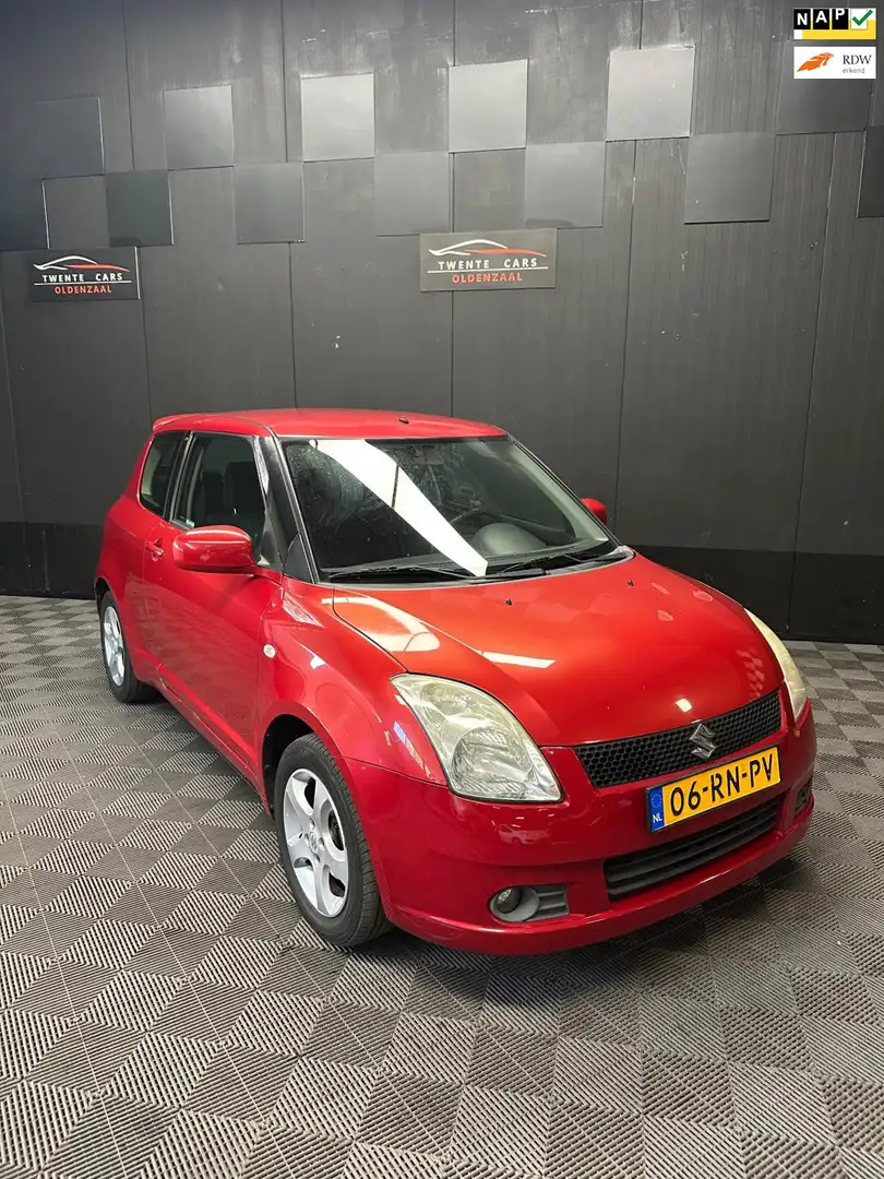 Suzuki Swift 1.5 Exclusive | Airco | Nieuwe APK | Rood - 1