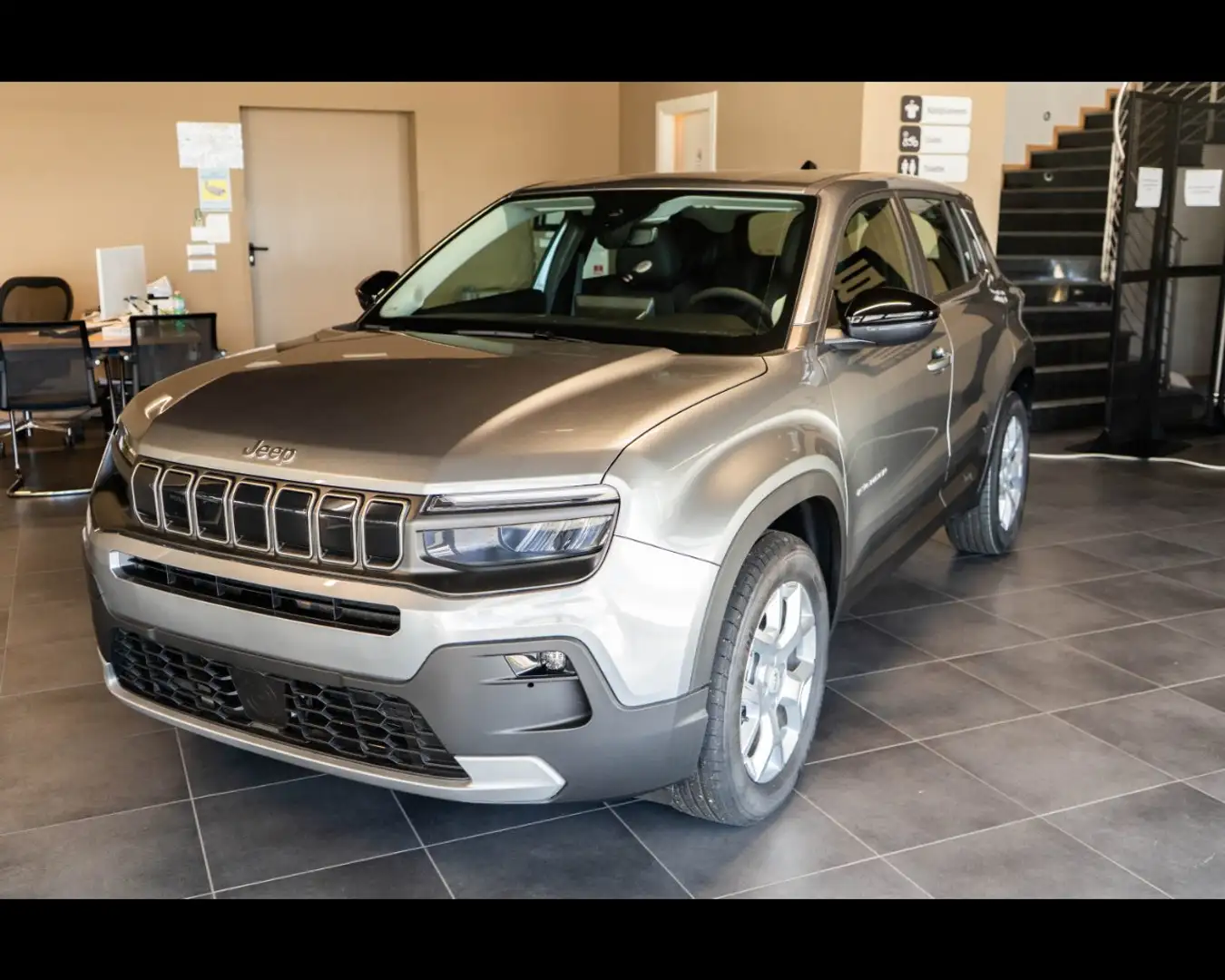 Jeep Avenger 1.2 Turbo 110 CV MHEV Altitude Grigio - 1