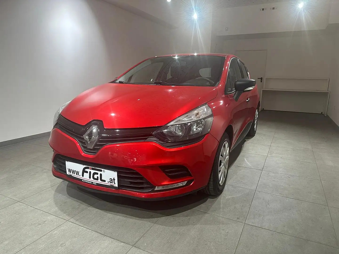 Renault Clio Life 1,2 16V 75 Rosso - 1