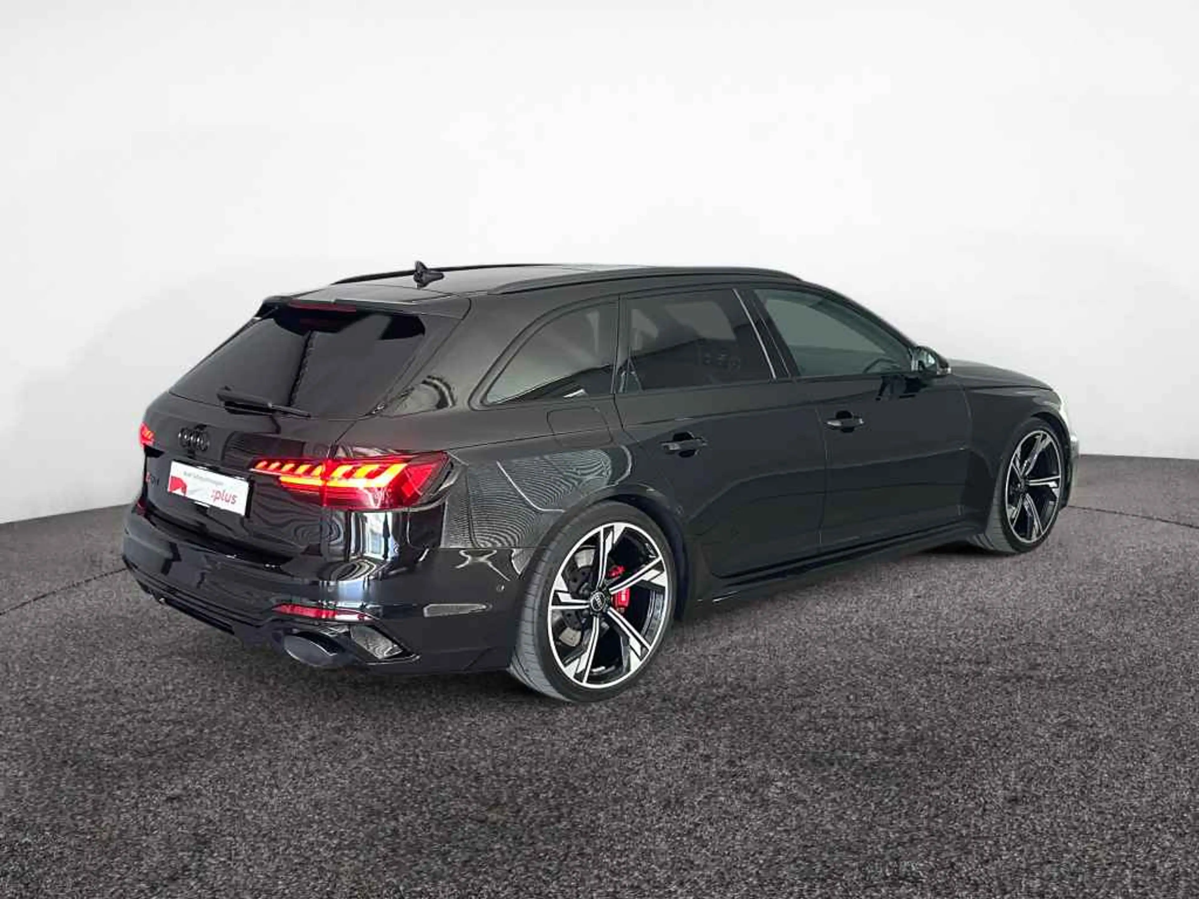 Audi RS4 Avant *AHK*PANO*RS-ABGAS*MATRIX*NAV*HUD*360 — photo 6