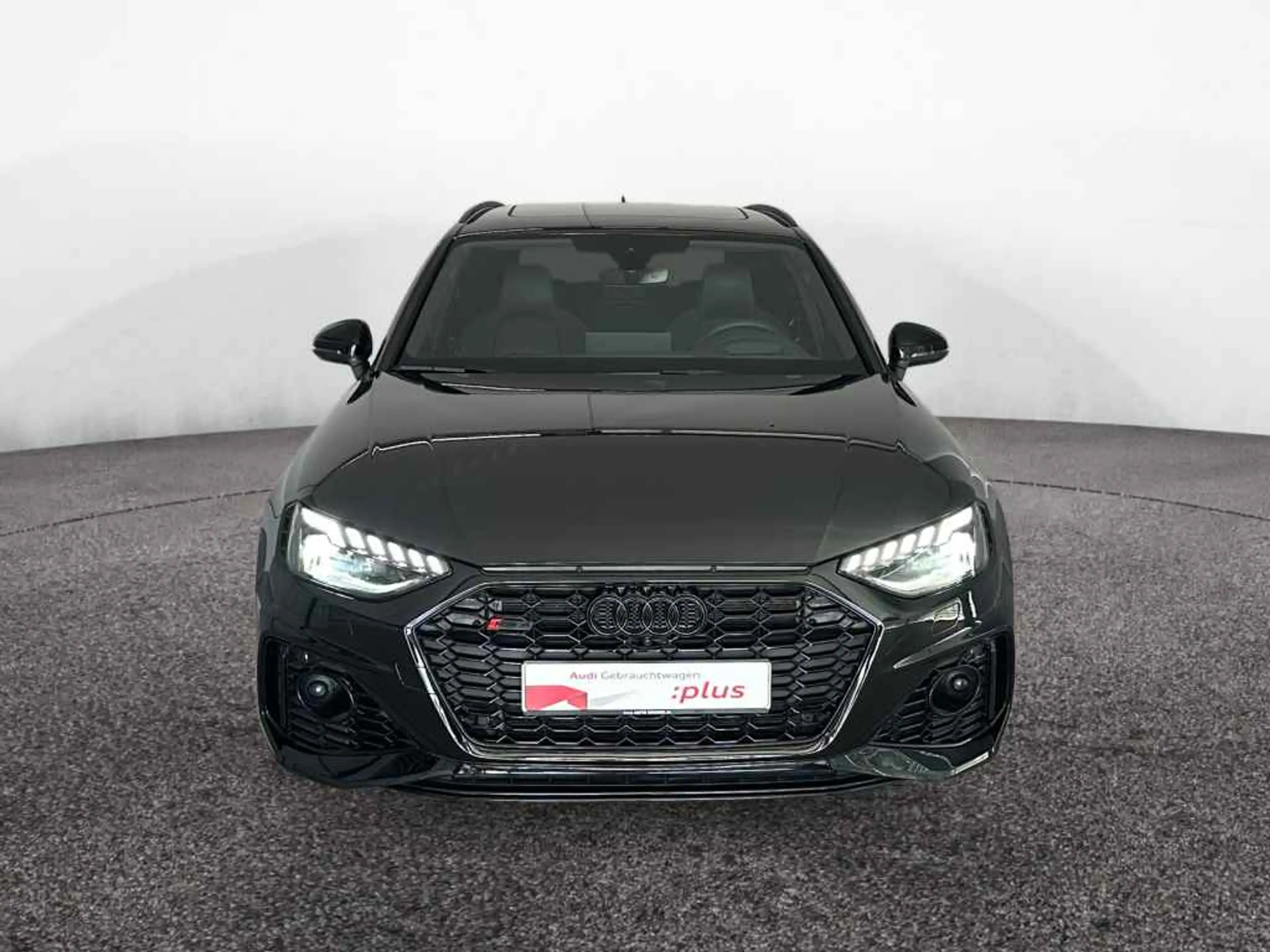 Audi RS4 Avant *AHK*PANO*RS-ABGAS*MATRIX*NAV*HUD*360 — photo 2