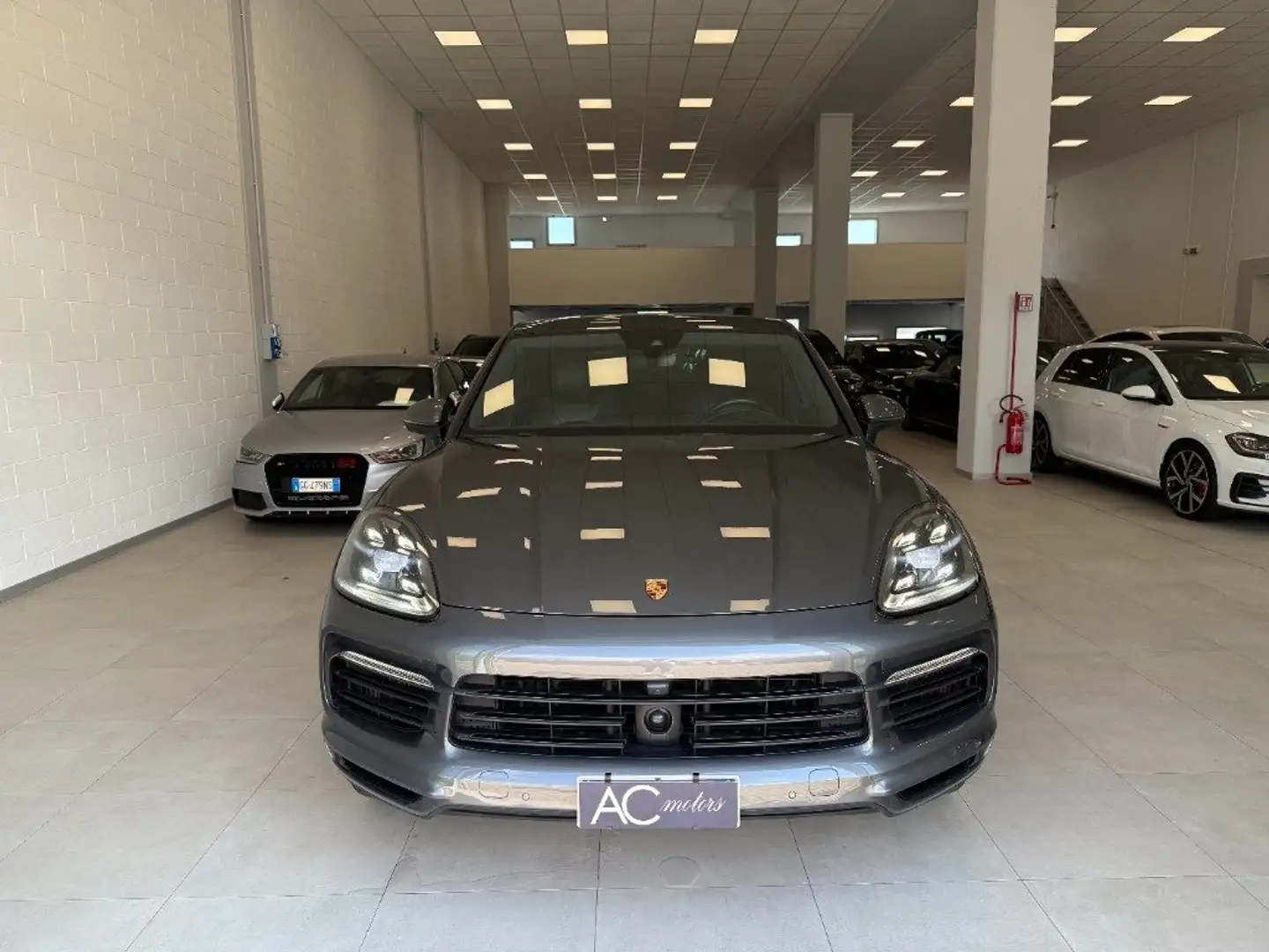 Porsche Cayenne Coupé 3.0 V6 Сірий - 1