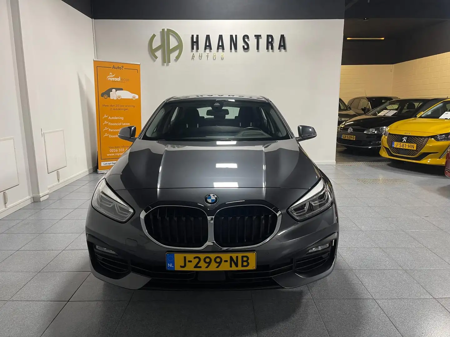 BMW 118 1-serie 118i Executive Edition Navi-Camera,Virtuel Grau - 2