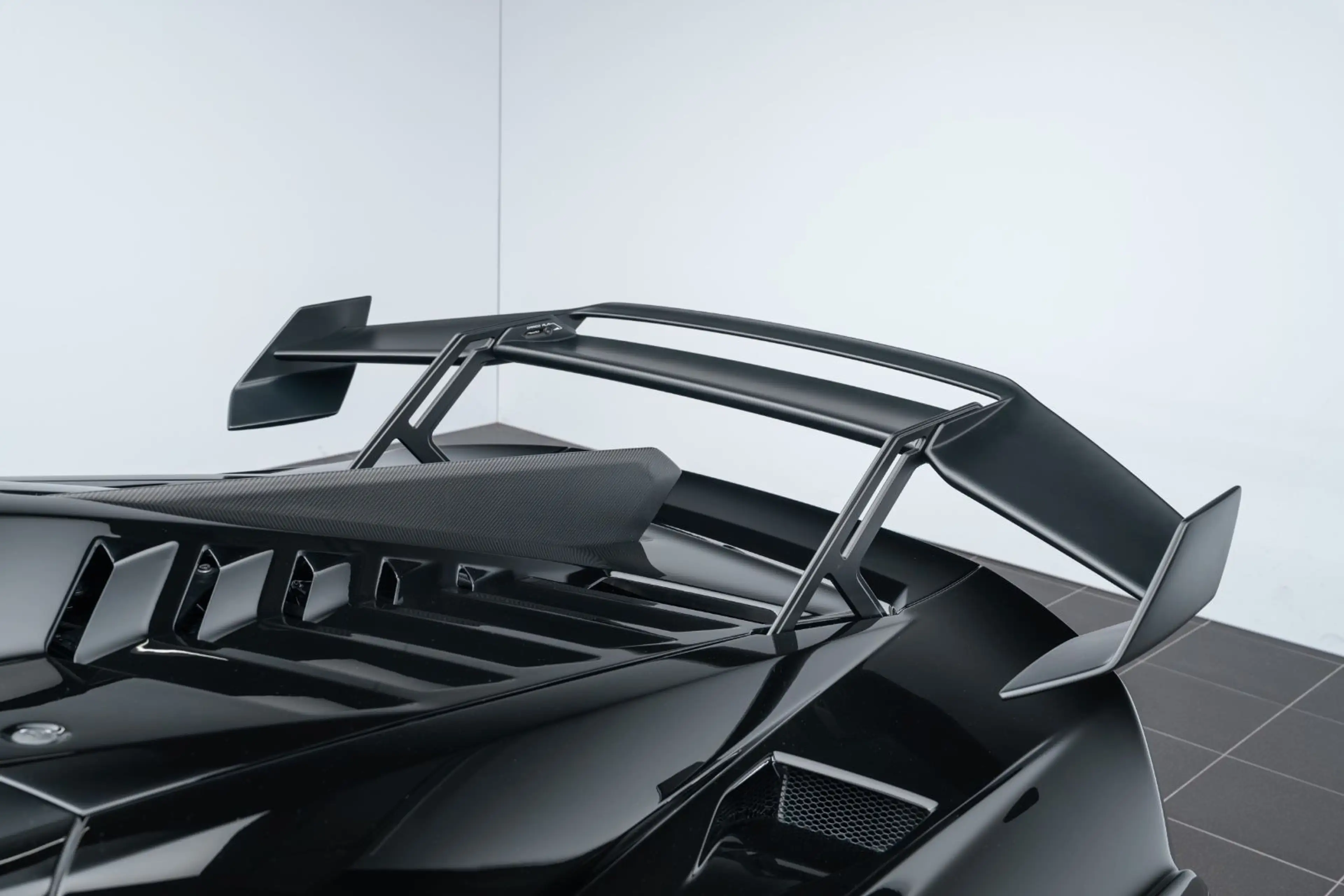 Lamborghini Huracán STO/LIFT/1. HD/DT FZG/MWST/CARBON — photo 8
