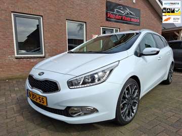 Sportswagon 1.6 GDI BusinessLine. Navi, stuur-/sto