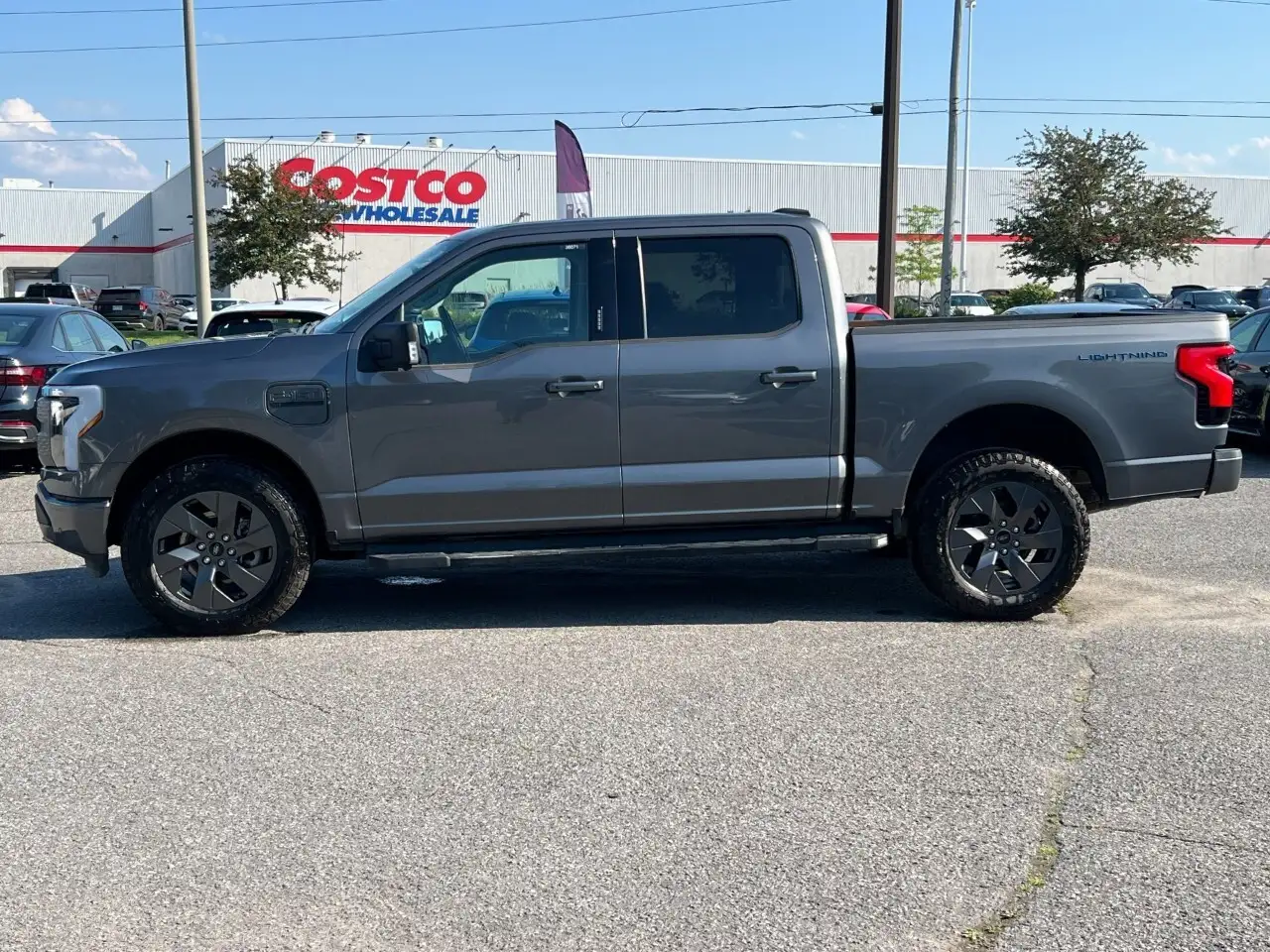 Ford F 150 Lightning photo Ford F 150 Lightning