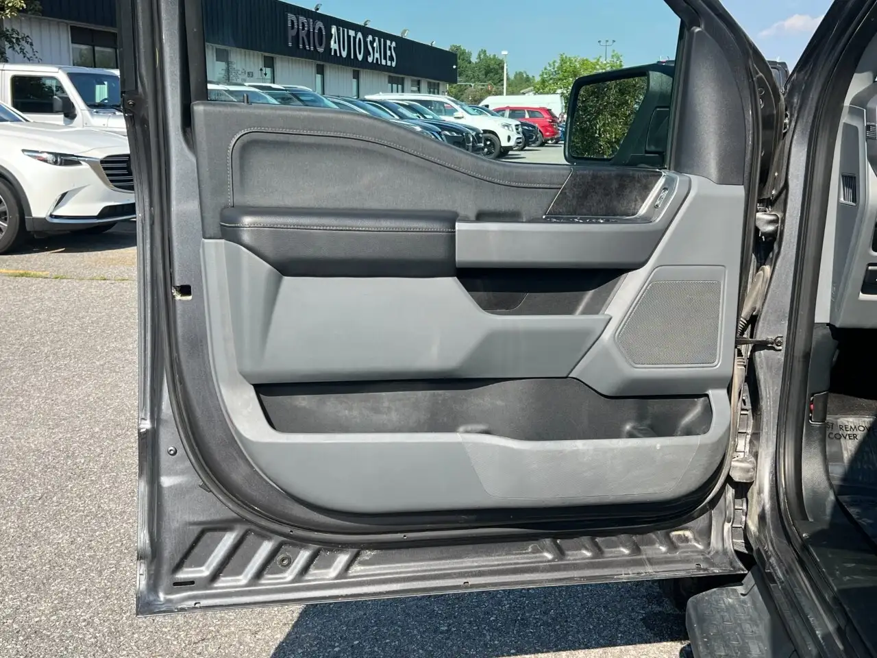 Ford F 150 Lightning photo Ford F 150 Lightning