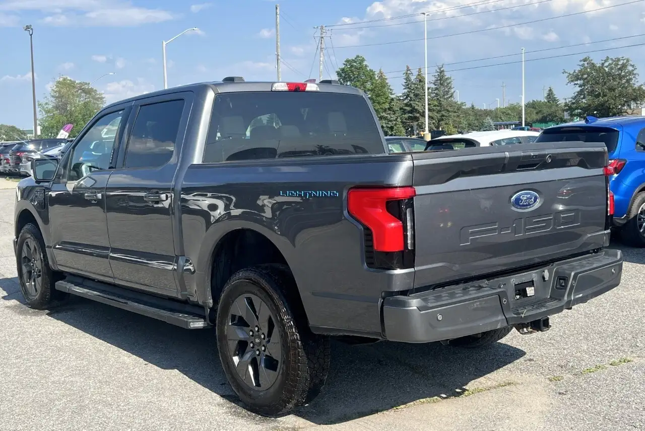 Ford F 150 Lightning photo Ford F 150 Lightning