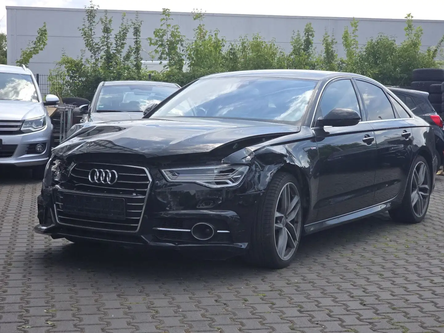 Audi A6 Lim. 3.0 TDI+S-Line+Navi+Facelift.... Noir - 1