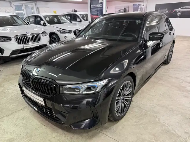 Bmw 318 Aut, M Sportpaket,HUD,AHK,Stop and Go,wie neu,1.Hd