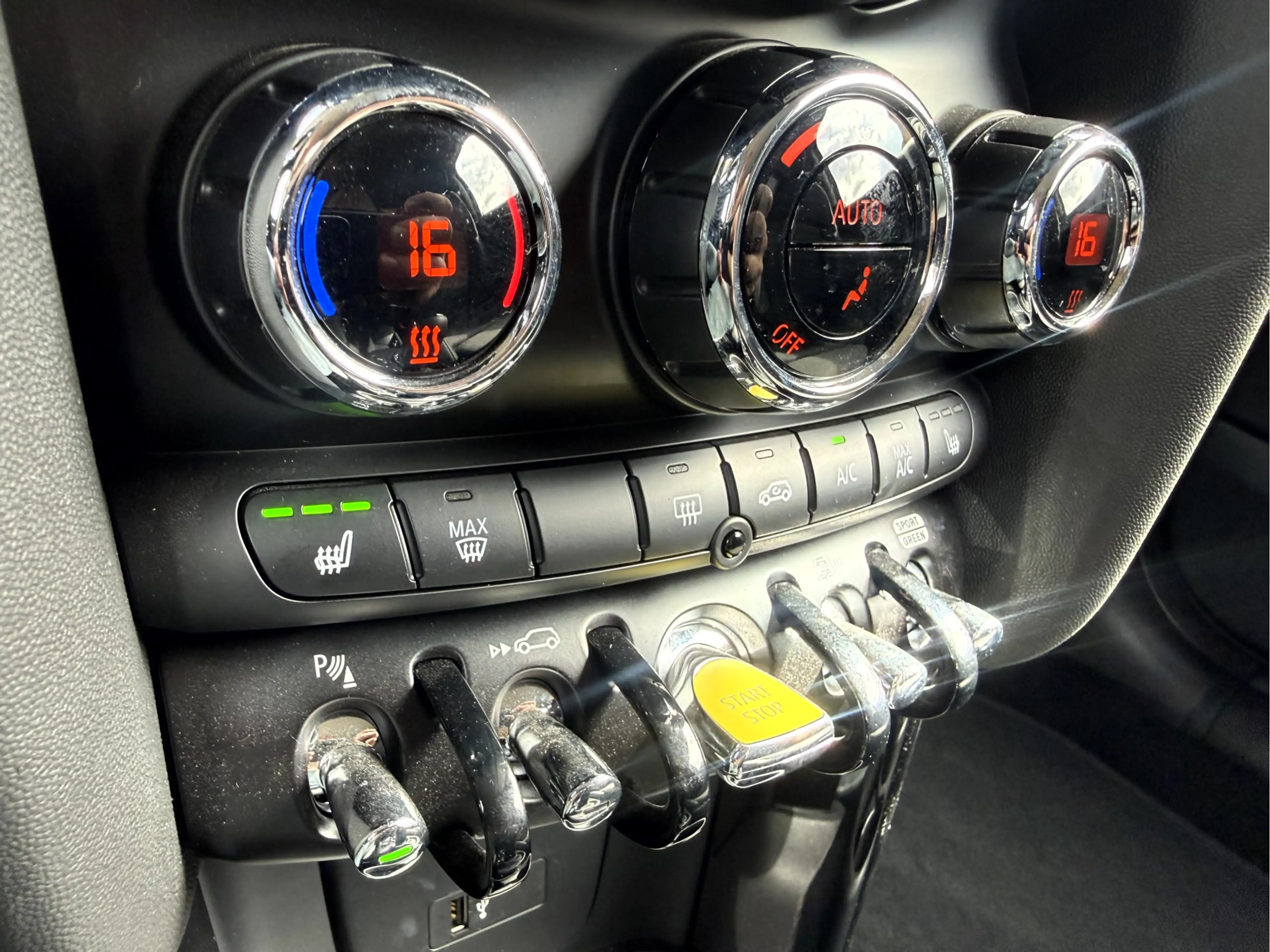 MINI Electric Resolute Edition 33 kWh SOH 94.8, Camera, — photo 11