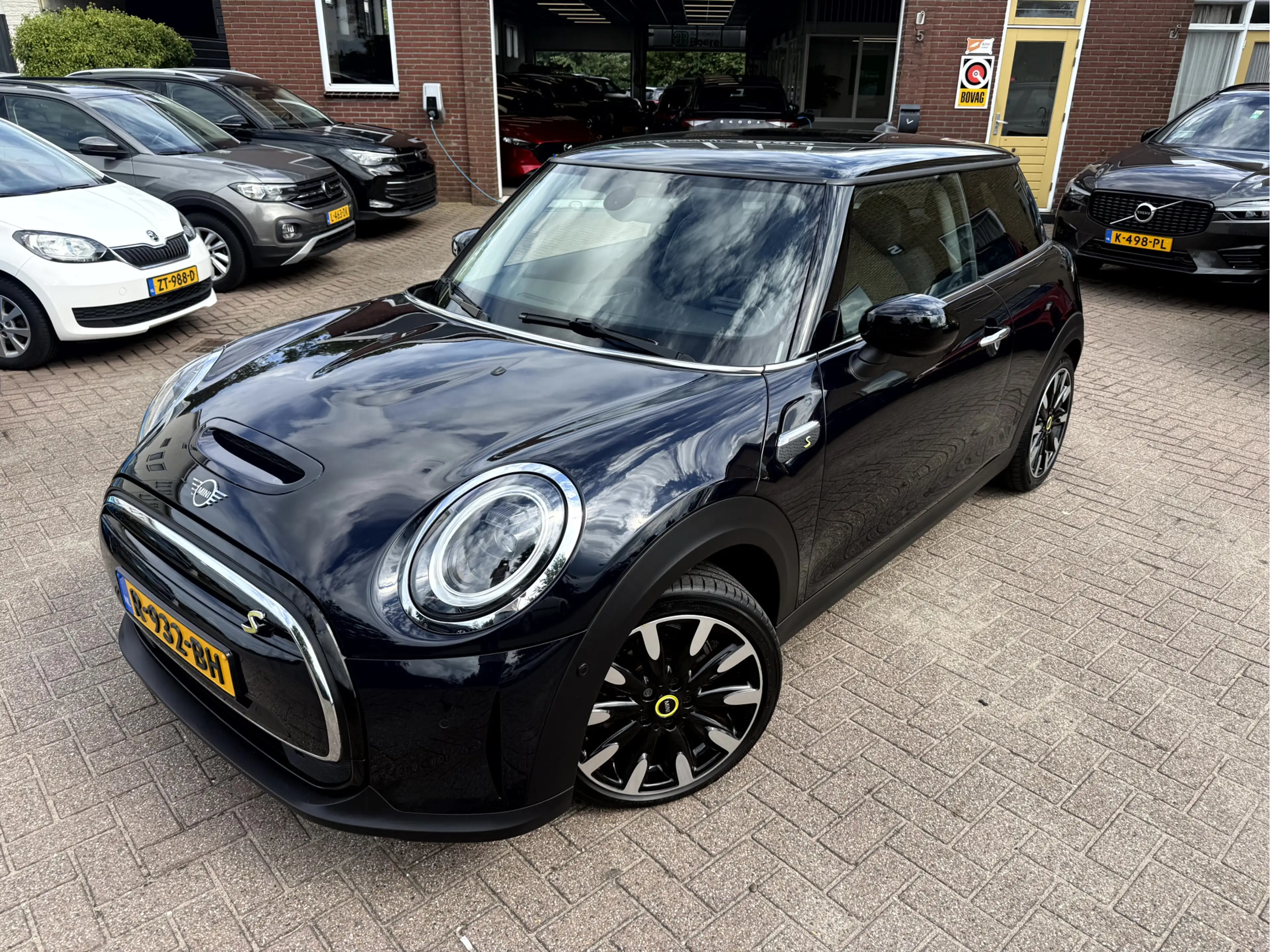 MINI Electric Resolute Edition 33 kWh SOH 94.8, Camera, — photo 15
