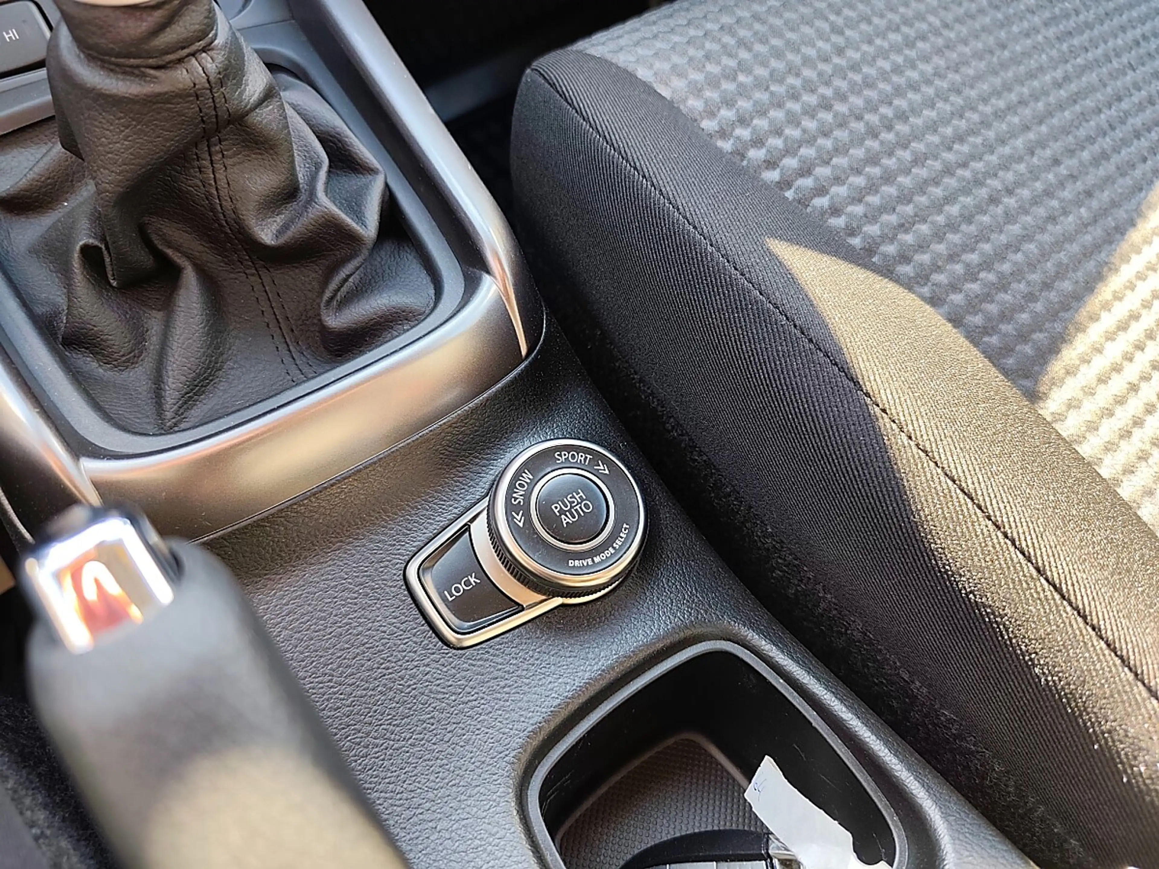 Suzuki S-Cross 1,4 GL+ DITC Hybrid ALLGRIP shine — photo 13