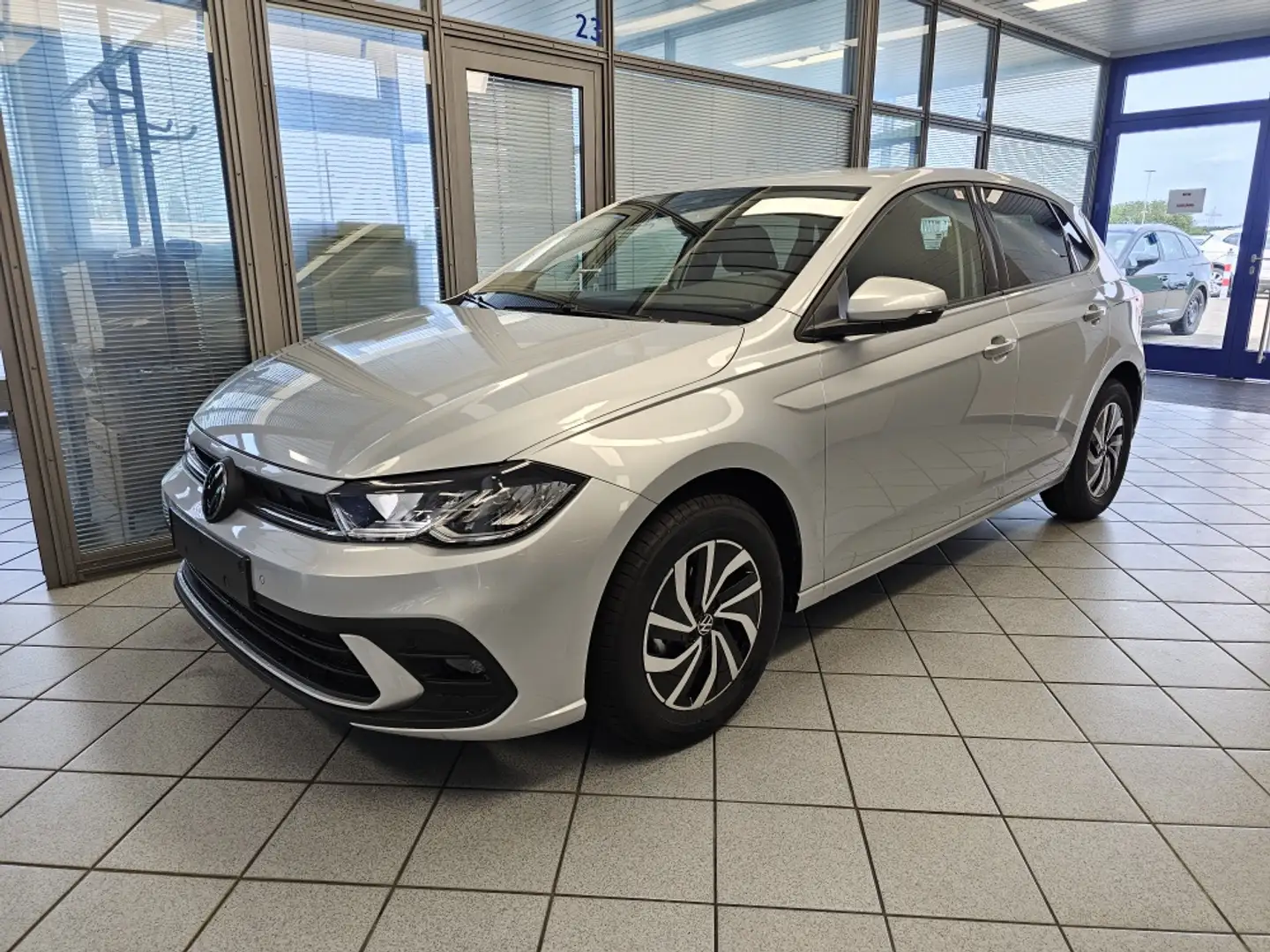 Volkswagen Polo Life PDC v/h,Kamera,Sitzhzg.,AppCon,Alu Argent - 2
