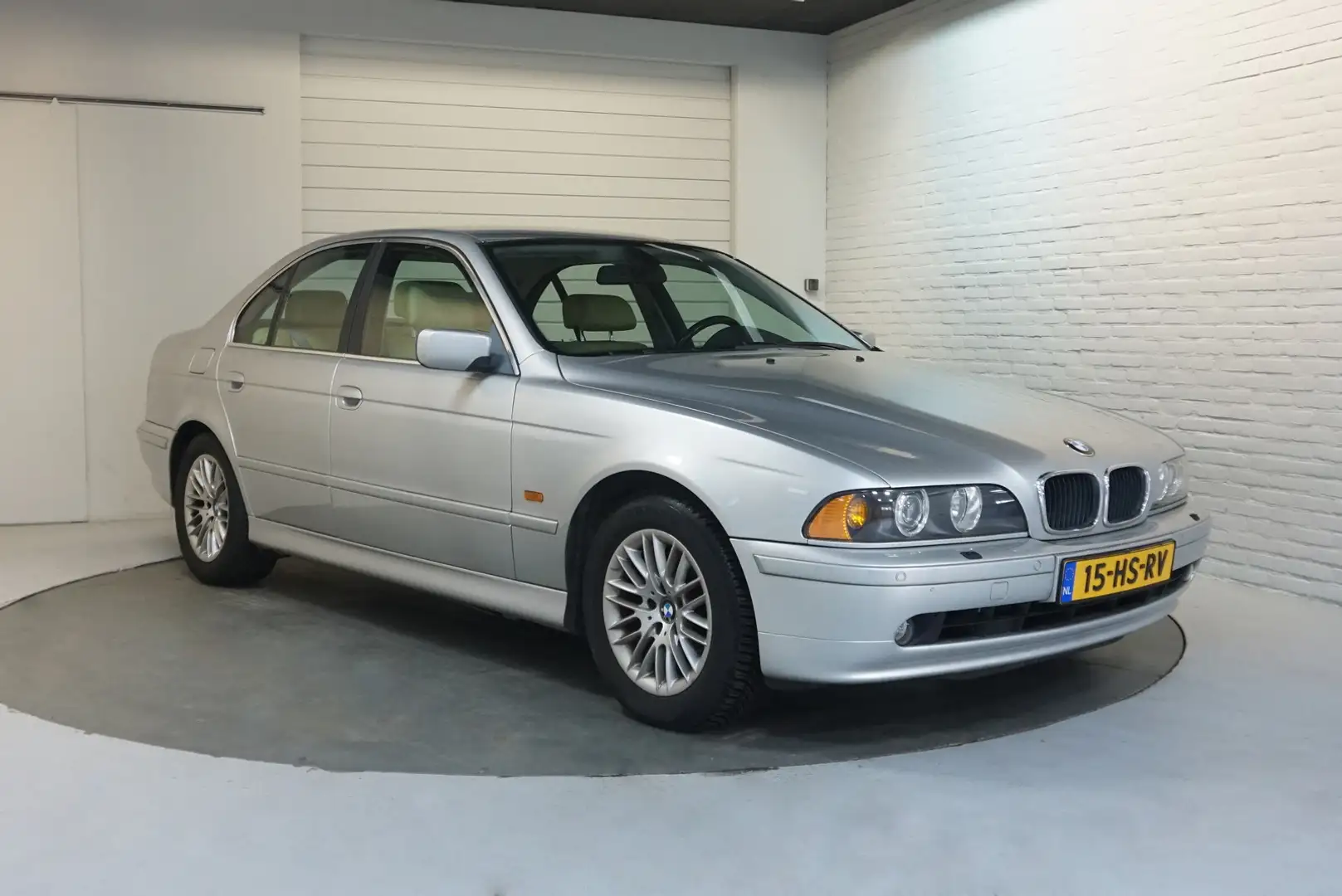 BMW 530 5-serie 530i Executive Automaat | Elektr ramen | N Grijs - 1