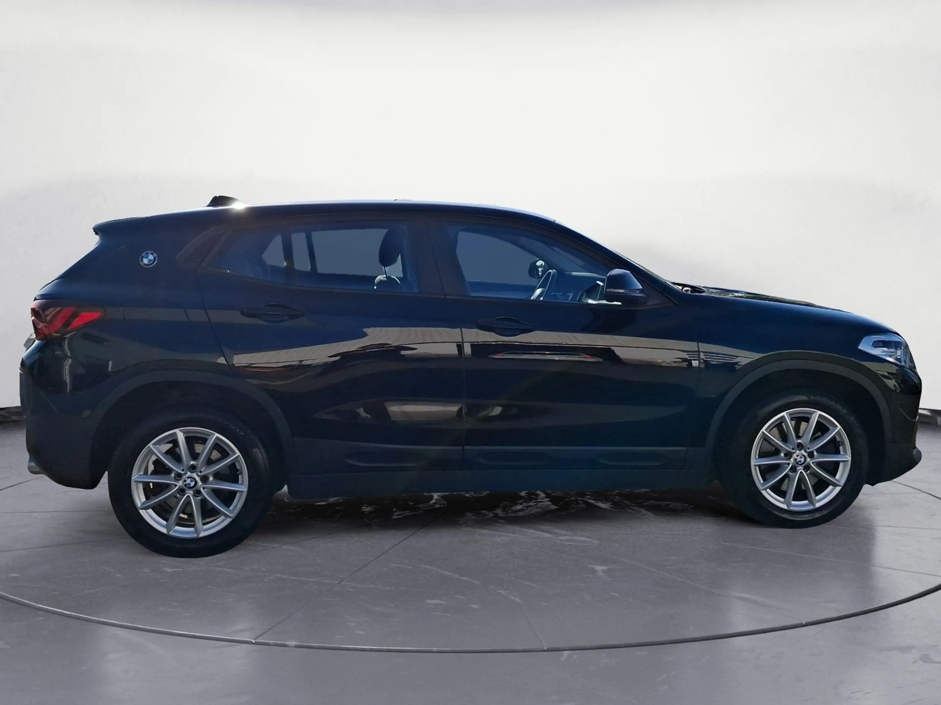 BMW X2 sDrive20i Edition M *EditionM*LED*Navi*Klima* — photo 7