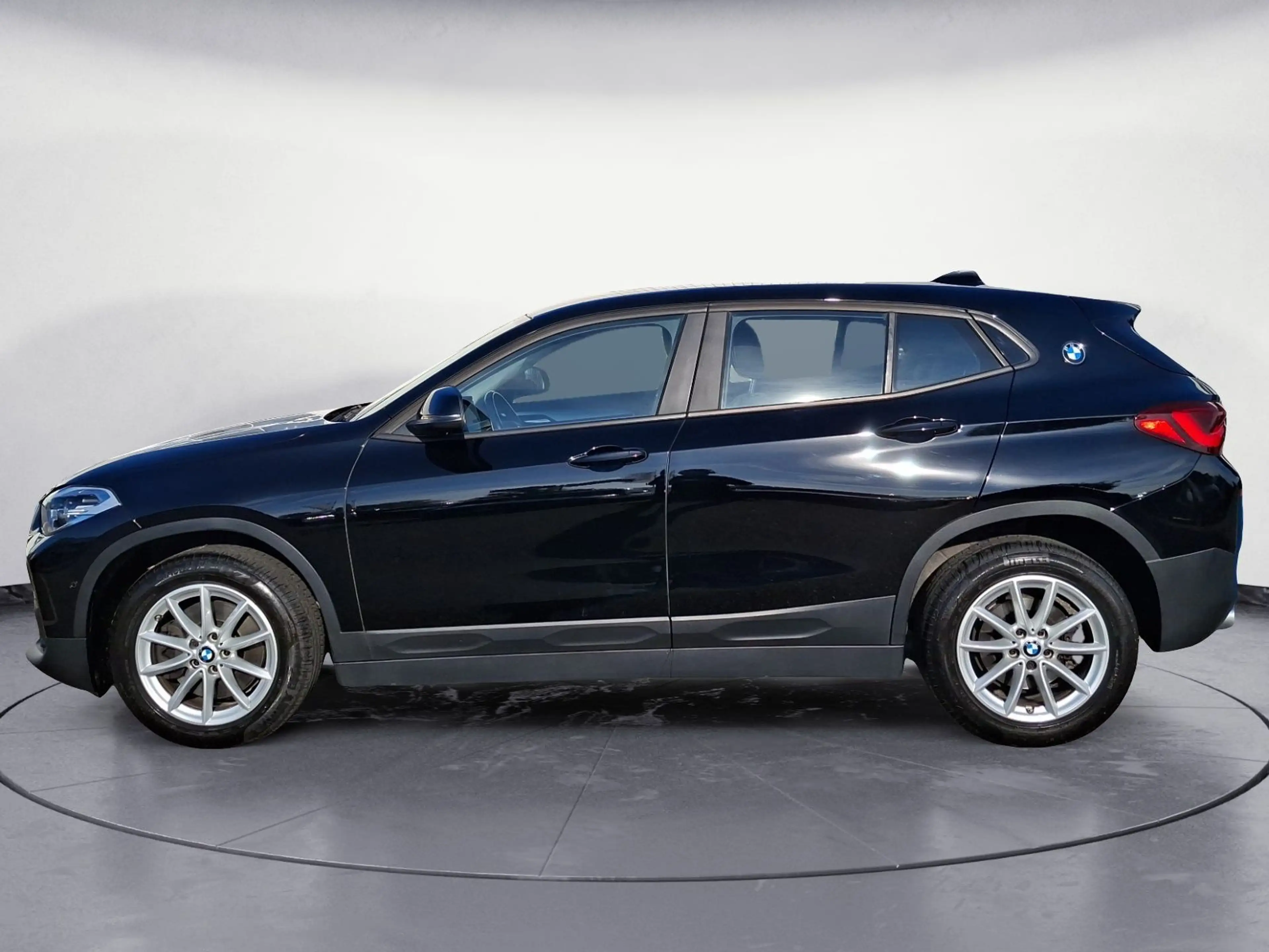 BMW X2 sDrive20i Edition M *EditionM*LED*Navi*Klima* — photo 4