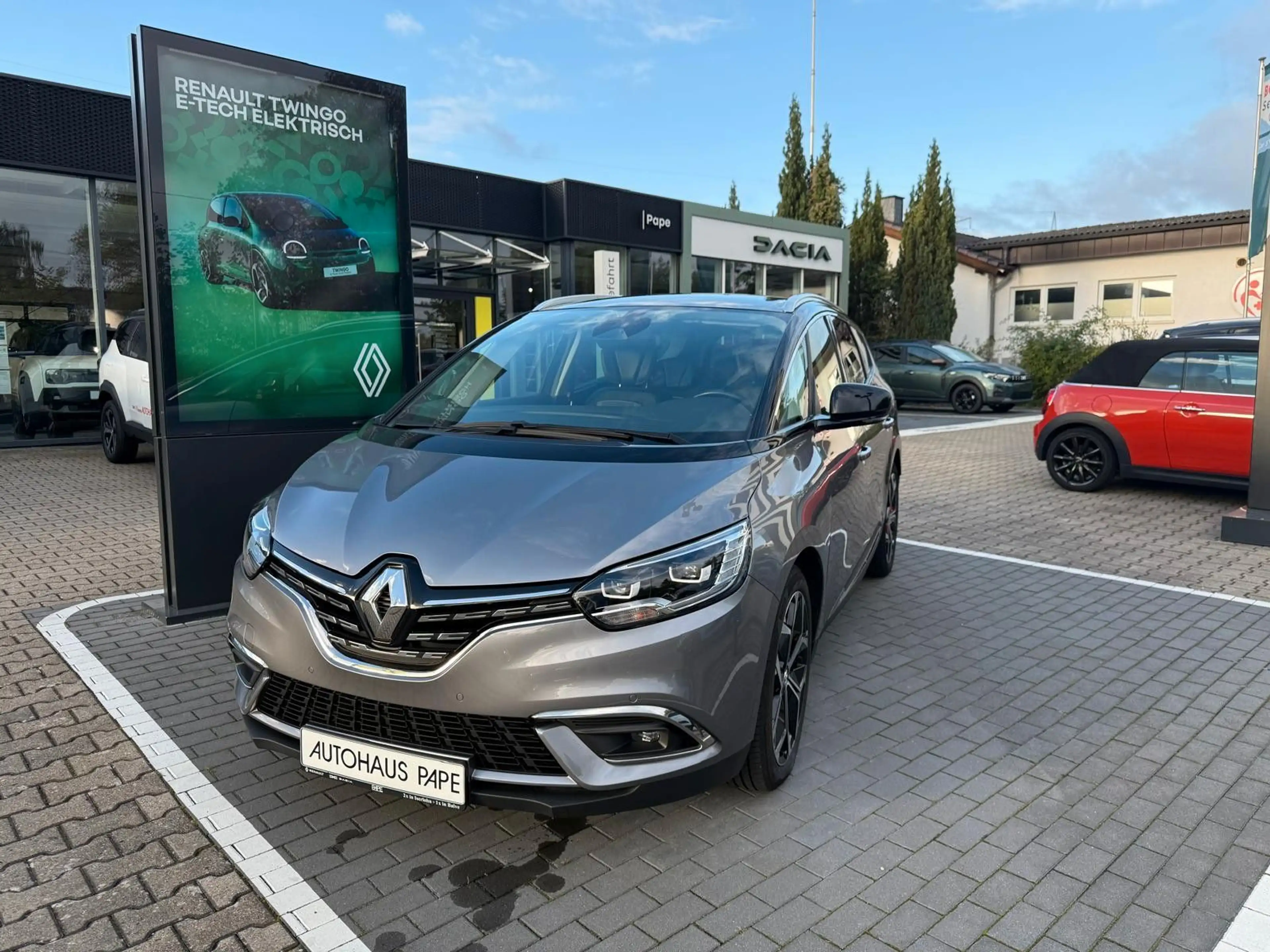 Renault Scenic IV Grand Intens — photo 2