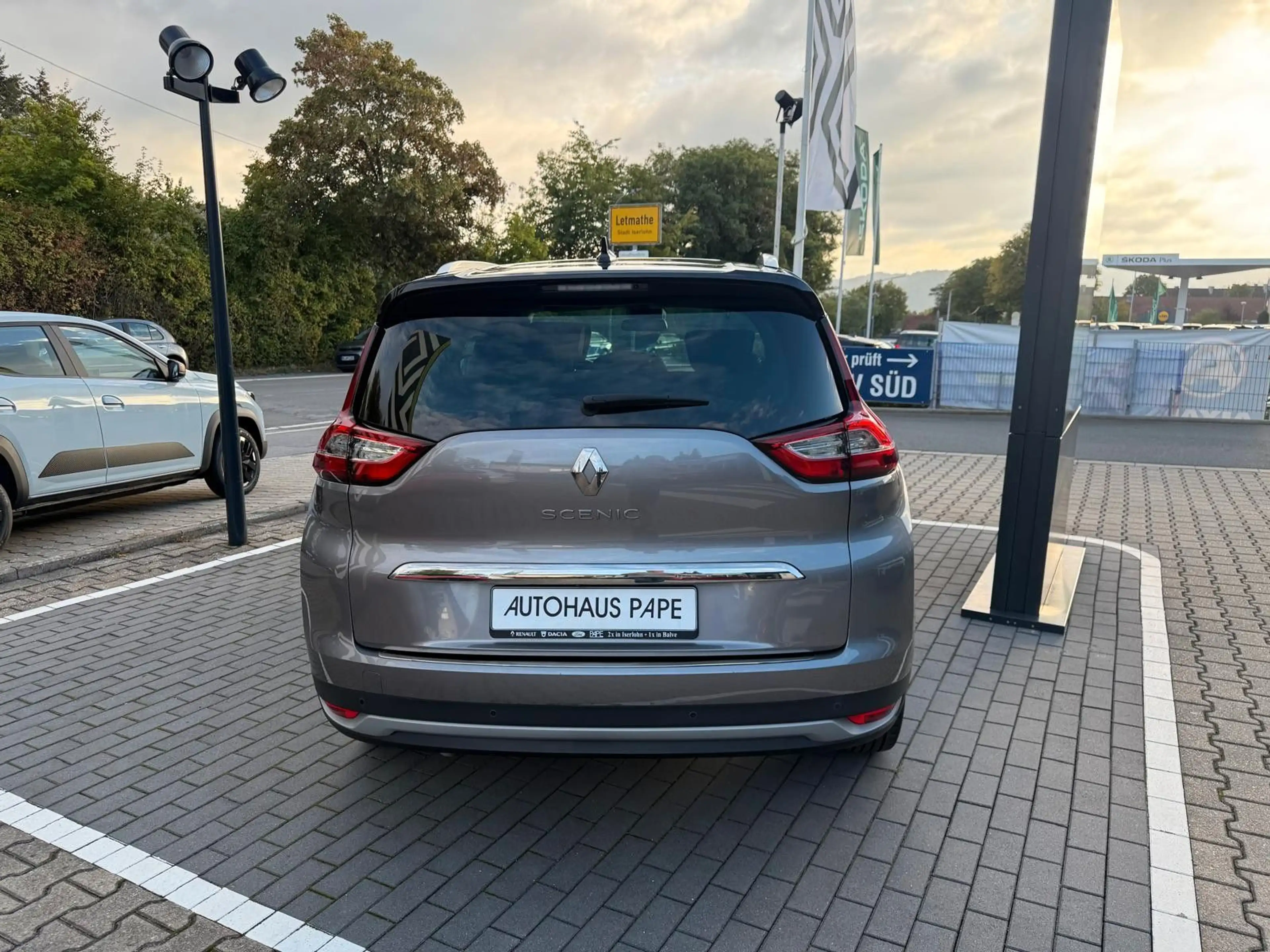 Renault Scenic IV Grand Intens — photo 5