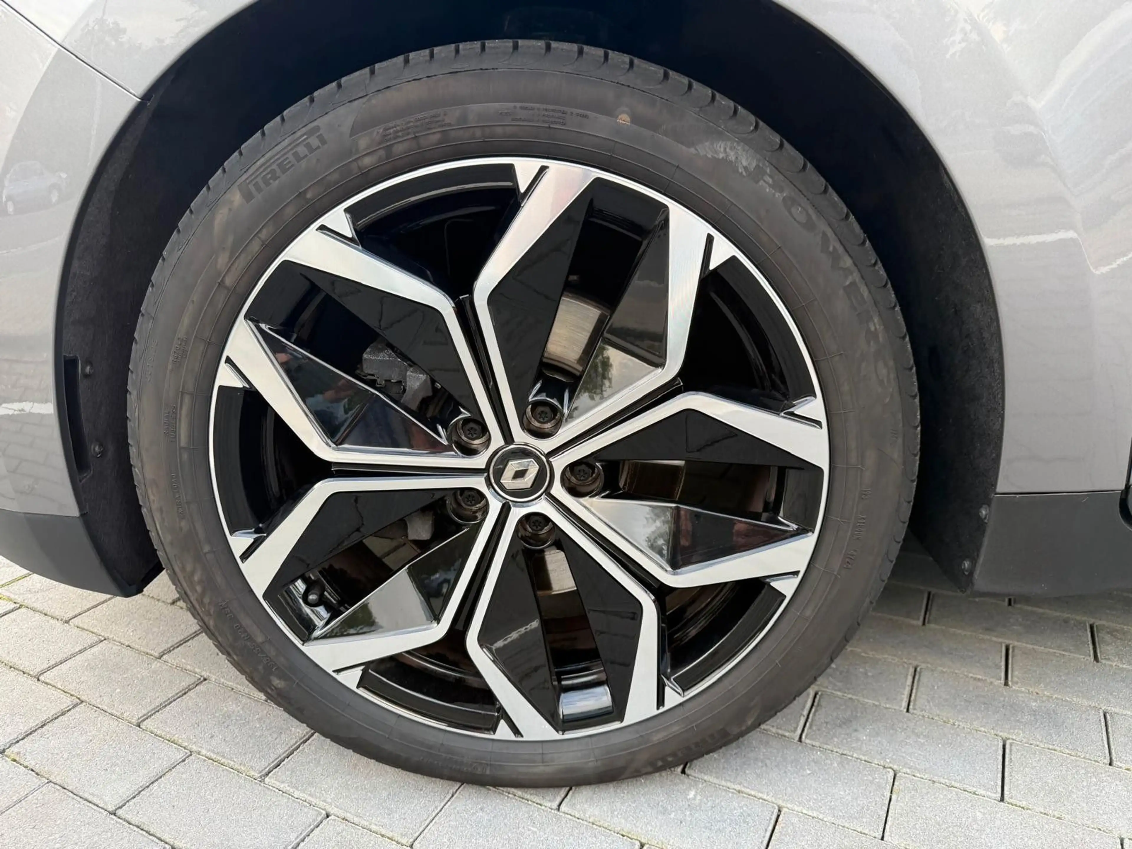 Renault Scenic IV Grand Intens — photo 9