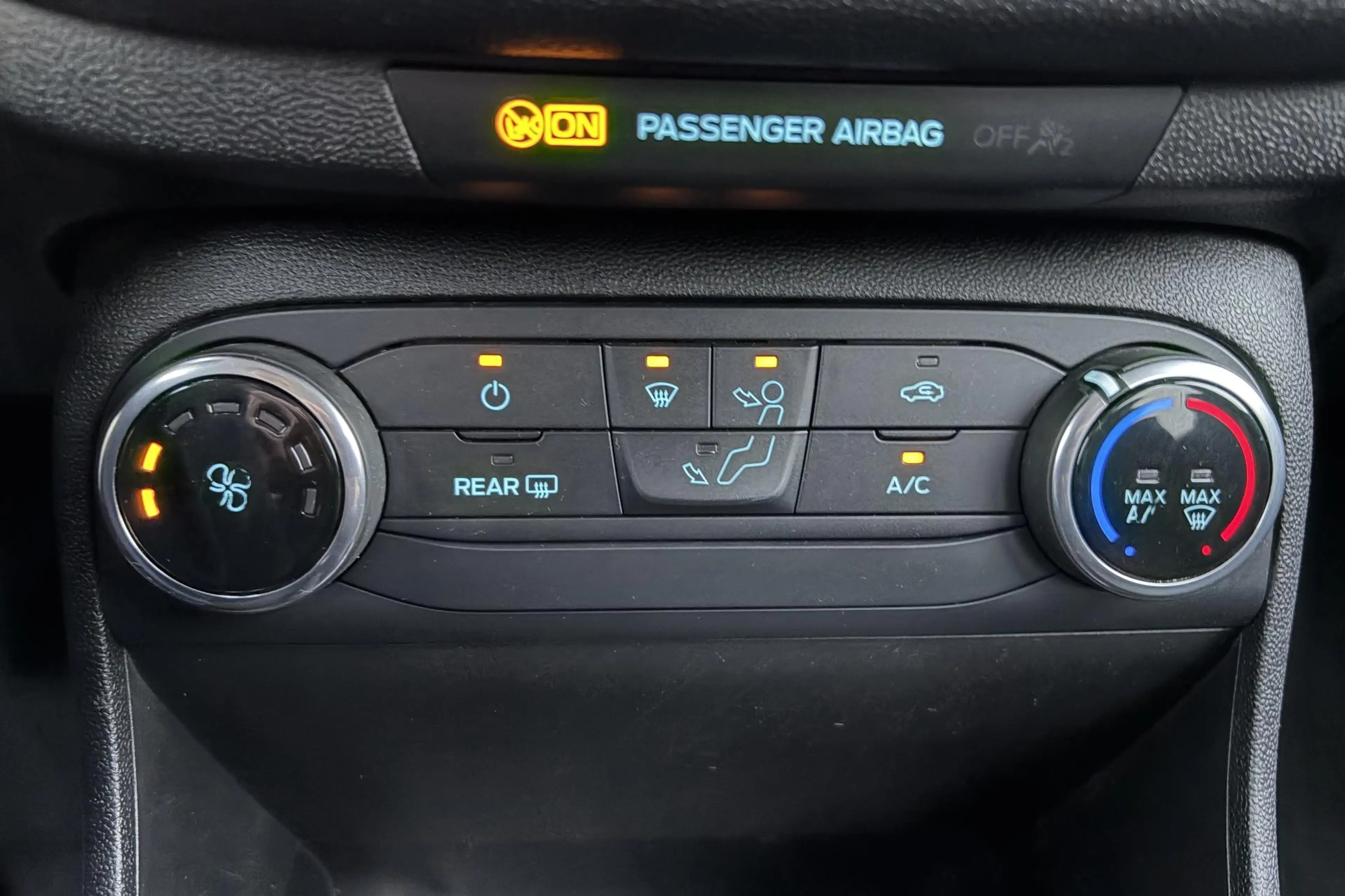 Ford Fiesta 1.1 Trend | Parkeersensoren | Apple Carplay / Andr — photo 10