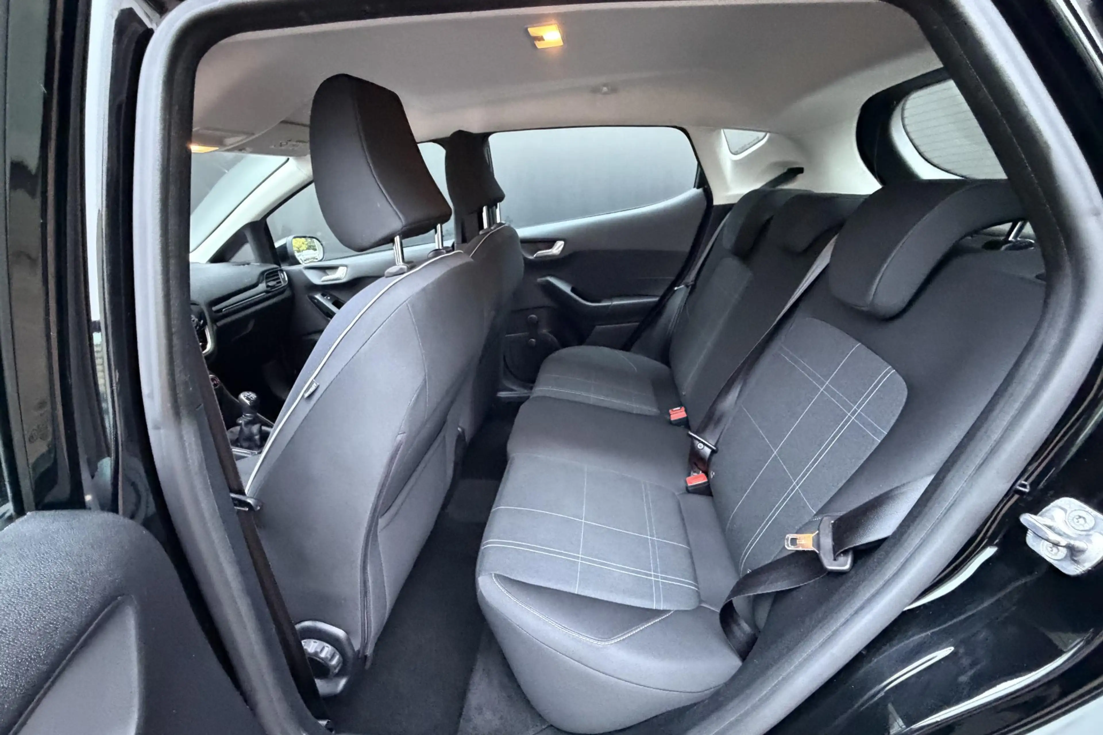 Ford Fiesta 1.1 Trend | Parkeersensoren | Apple Carplay / Andr — photo 15