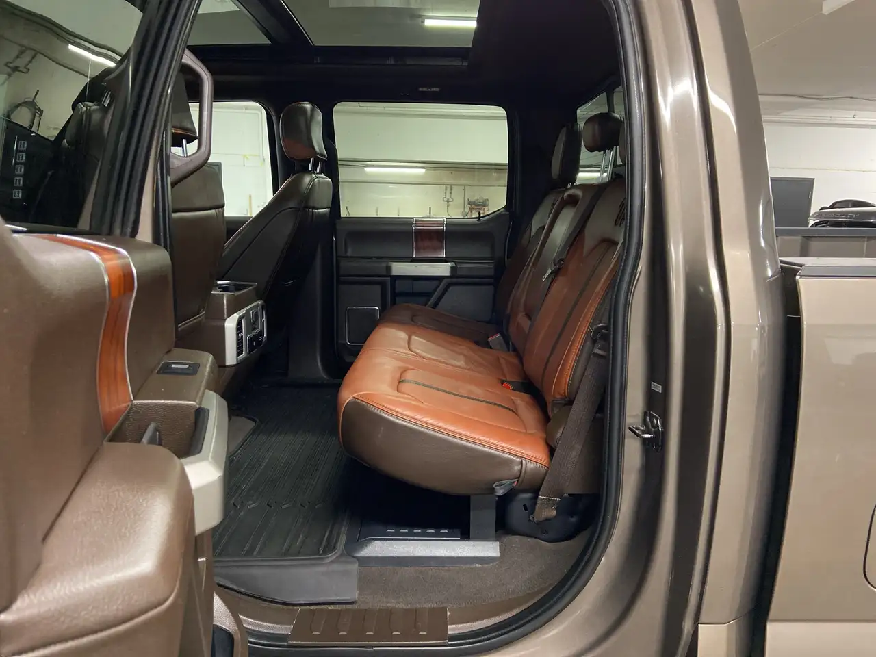 Ford F 350 снимка Ford F 350