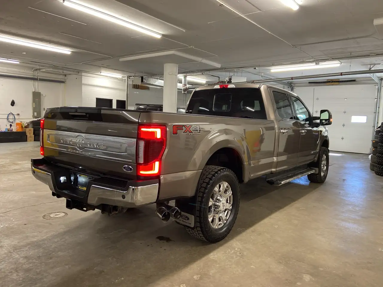 Ford F 350 снимка Ford F 350