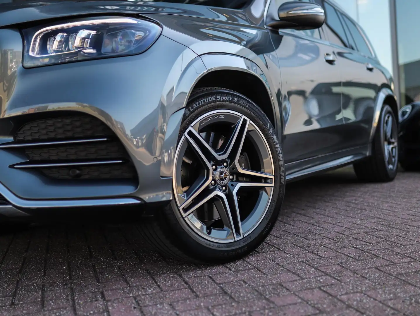 Mercedes-Benz GLS 450 4MATIC Premium | Luchtvering | Camera | Leder | Pa Gri - 2
