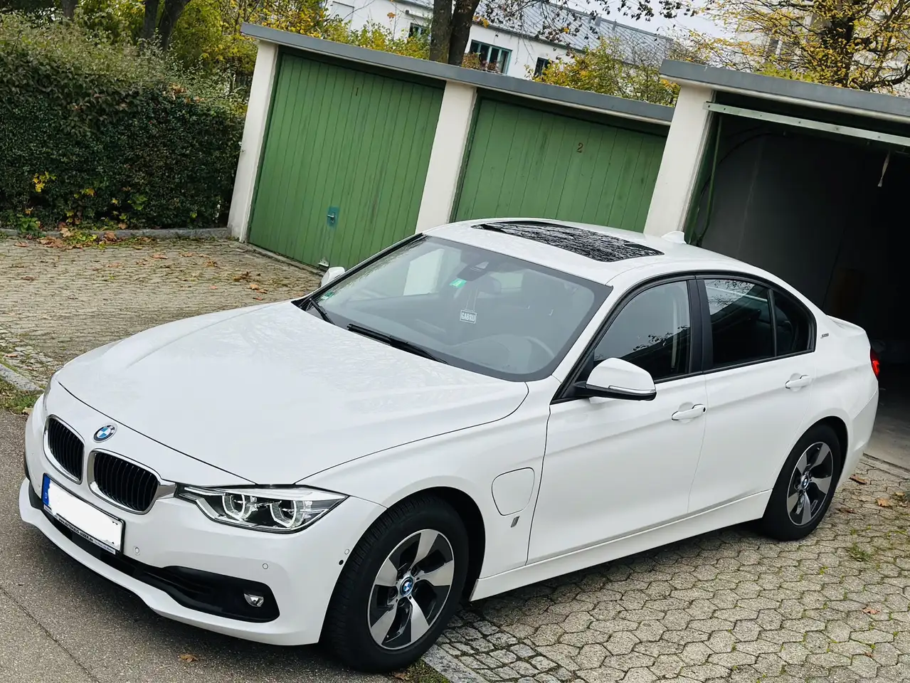 BMW 330