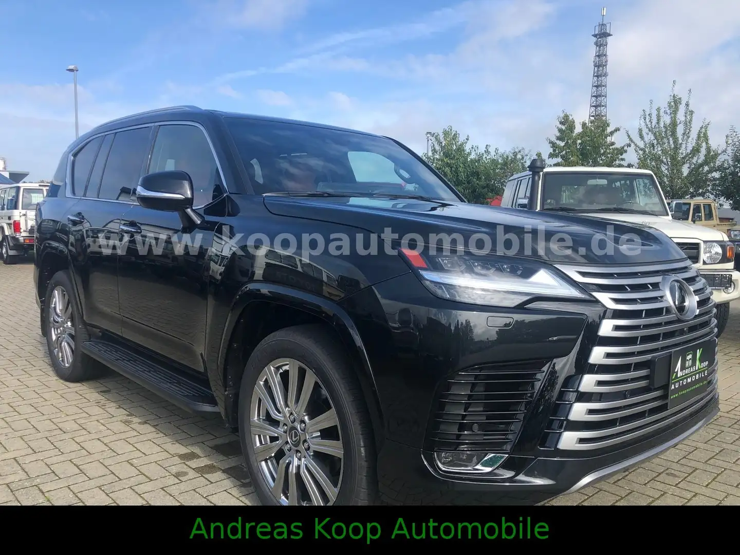 Lexus LX 700h Superior VIP+ 4-Sitzer Schwarz - 2