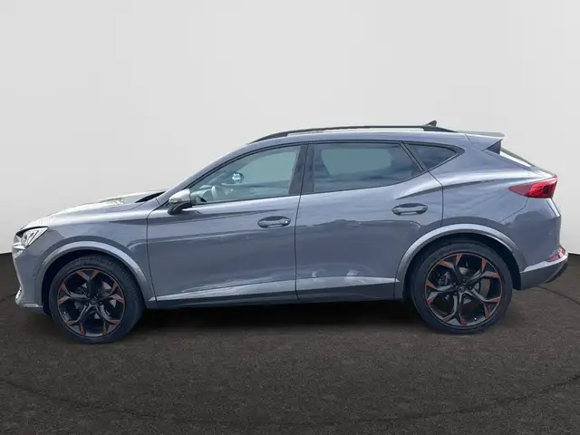 Cupra Formentor view 8
