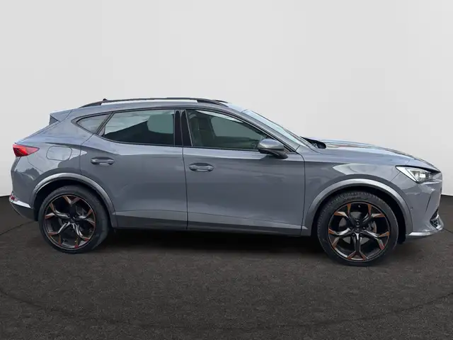 Cupra Formentor view 7