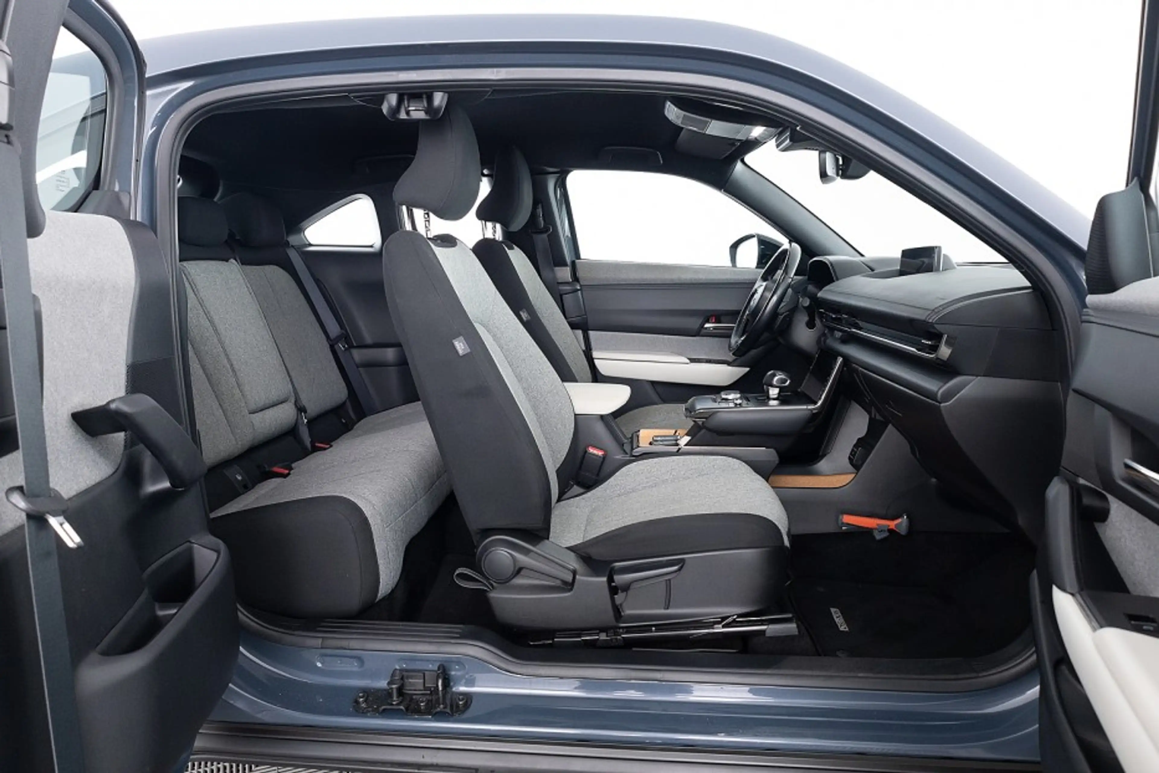 Mazda MX-30 e-SkyActiv 145 Comfort 36 kWh ✅ 1e Eigenaar — photo 6