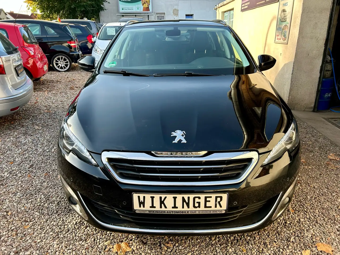 Peugeot 308 Allure * Panorama * LED * Navi * 1. Hand * tiptop Zwart - 2