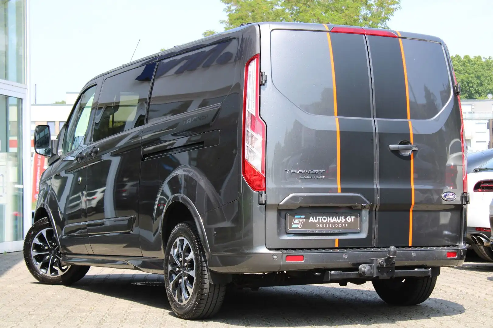 Ford Transit Custom Sport 320 L2/Mixito/5 Sitze/AHK Grau - 2
