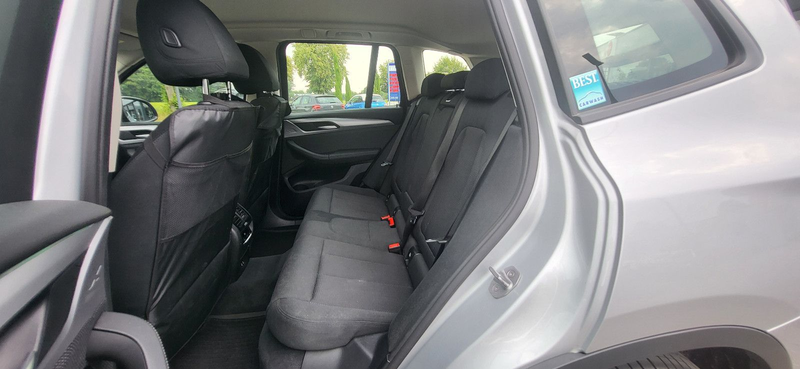 BMW X3 xDrive 20 d Advantage — photo 14