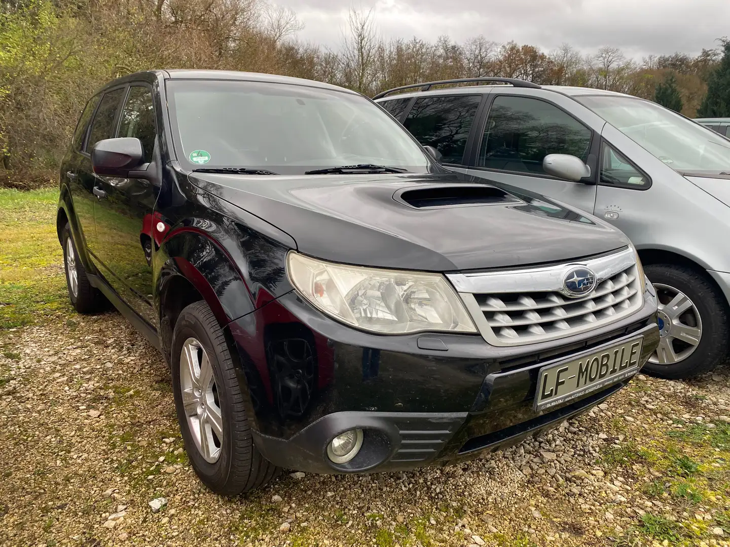 Subaru Forester Schwarz - 2