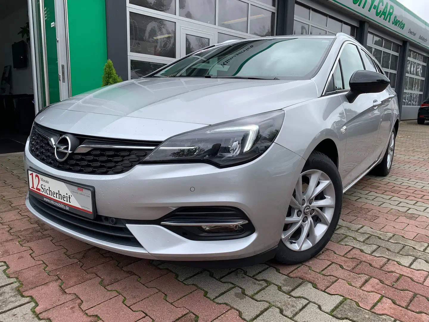 Opel Astra Elegance Start/Stop Grijs - 1