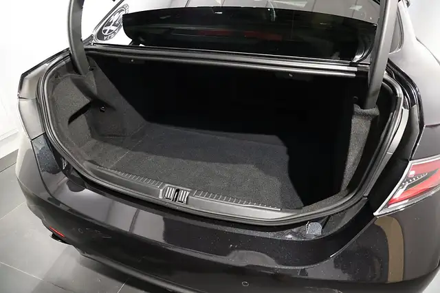 Alfa Romeo Giulia 2.0 16V 280 AT8 Q4 Veloce W-EDIZIONE Ansicht 14