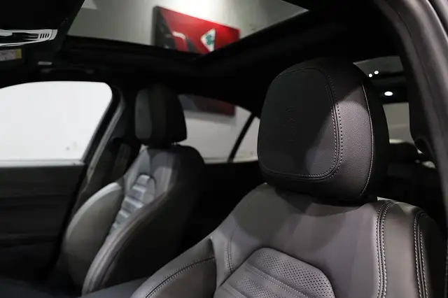 Alfa Romeo Giulia 2.0 16V 280 AT8 Q4 Veloce W-EDIZIONE Ansicht 12