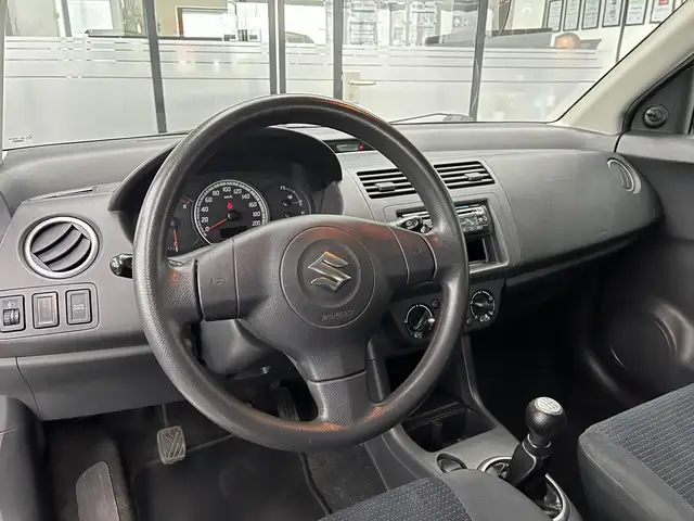 Suzuki Swift view 12