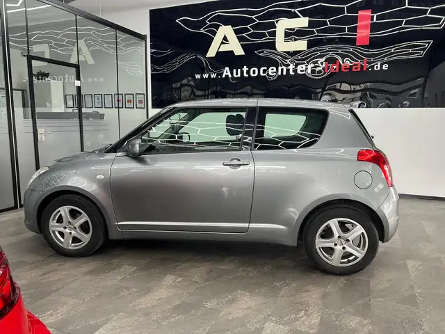 Suzuki Swift view 3